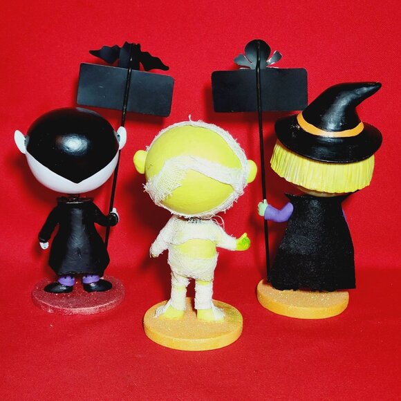 Halloween Figurines Witch Dracula Mummy Bobble Head Spring Set of 3 - Picture 2 of 12